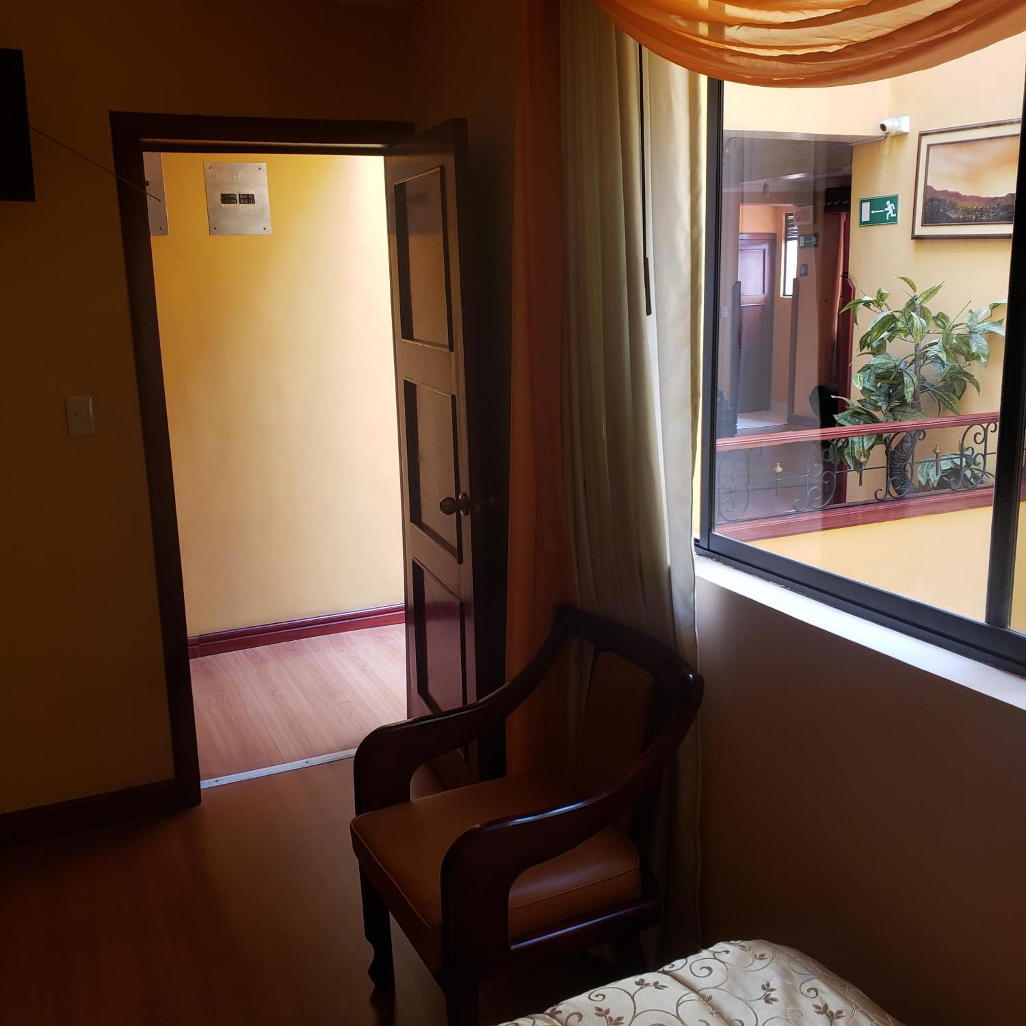 Lloresa Cuenca Kamer foto